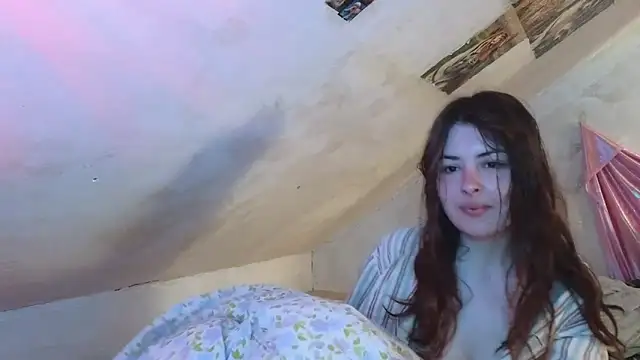 MAMA69LAMA online show from May 5, 2026, 7:33 am