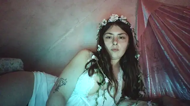 MAMA69LAMA online show from June 29, 2026, 9:47 pm