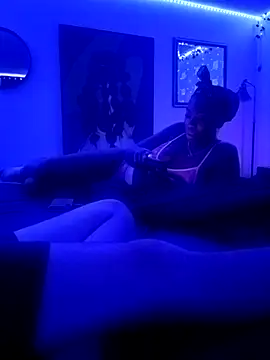 Applebottomup online show from November 16, 2025, 3:17 pm