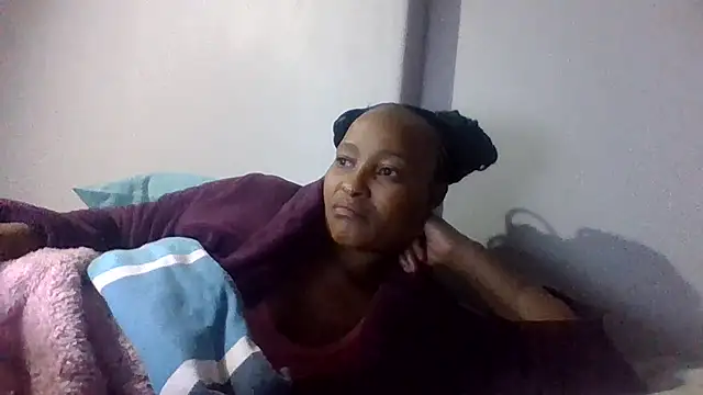 BabeAssXX online show from October 24, 2025, 7:46 pm