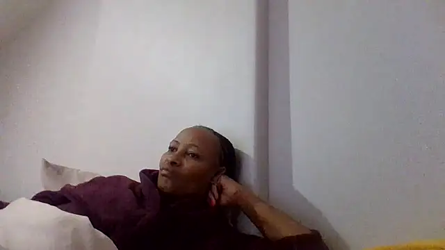 BabeAssXX online show from March 11, 2026, 4:50 am