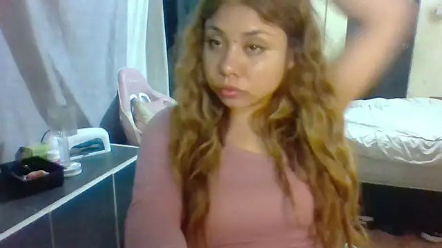 Jennxdolls online show from December 31, 2024, 4:27 am