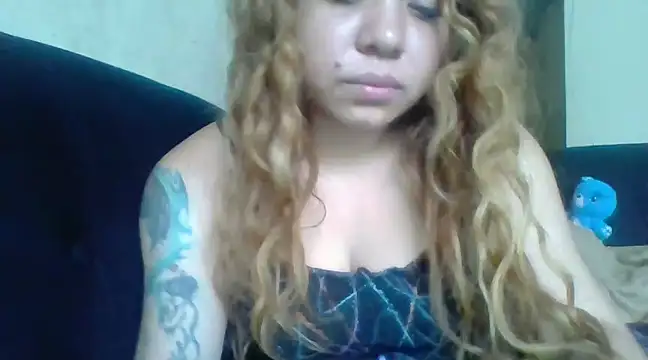 Jennxdolls online show from January 25, 2025, 1:19 pm