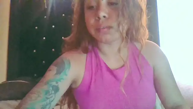 Jennxdolls online show from April 15, 2026, 2:10 pm