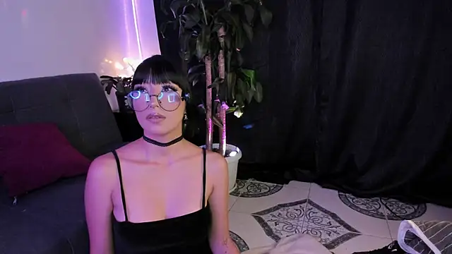 Snapshot of IssaandNeron_sex chatting on August 1, 2026, 5:00 pm IssaandNeron sex online show from August 1, 2026, 5:00 pm