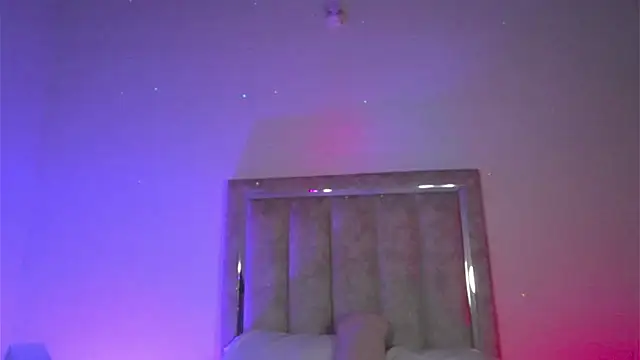 little-Emma online show from March 16, 2026, 11:51 pm