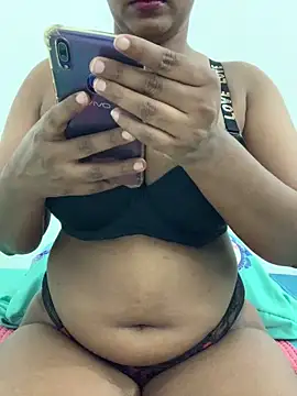 Snapshot of sweety_yehara chatting on October 7, 2025, 4:19 pm sweety yehara online show from October 7, 2025, 4:19 pm