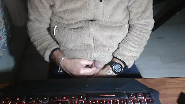 Adri gard online show from November 24, 2025, 9:26 pm