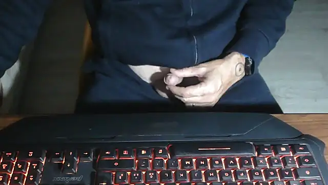 Adri gard online show from October 30, 2025, 10:28 pm