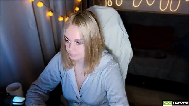 Snapshot of Bad_Girl009 chatting on October 28, 2025, 7:46 pm Bad Girl009 online show from October 28, 2025, 7:46 pm