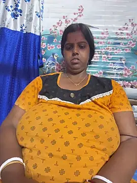 Beauty-queen online show from February 23, 2026, 1:23 pm