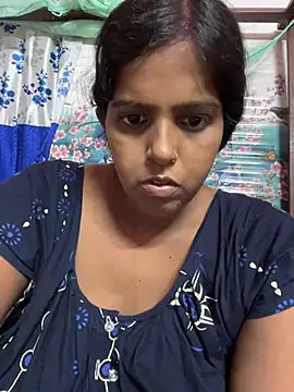 Snapshot of Beauty-queen chatting on July 6, 2026, 3:14 pm Beauty-queen online show from July 6, 2026, 3:14 pm