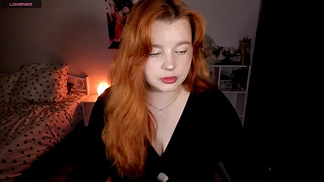  Lisa x online show from November 11, 2025, 5:35 am