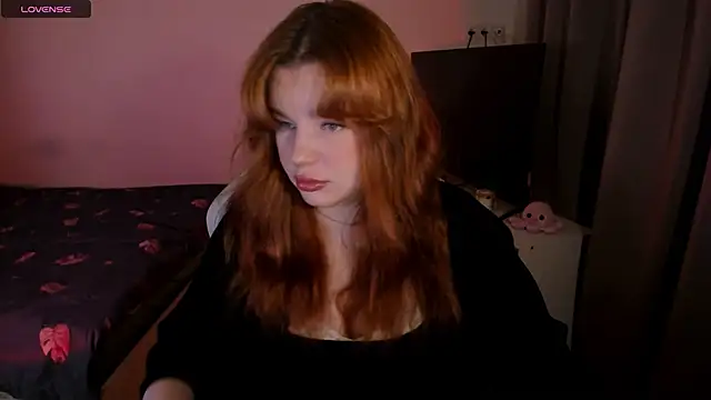  Lisa x online show from December 4, 2024, 5:21 am