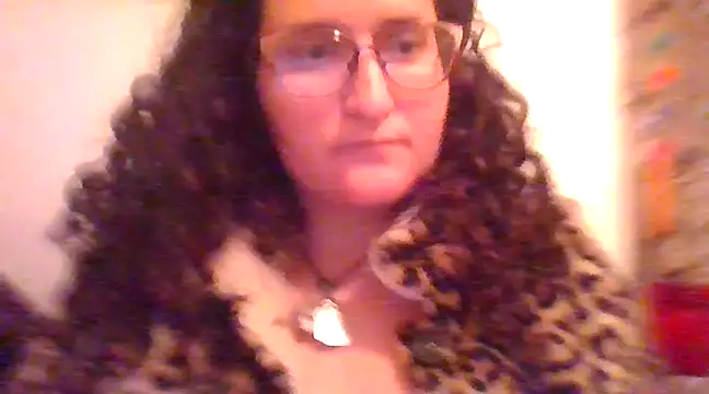 juicyrubies online show from February 22, 2025, 5:46 pm