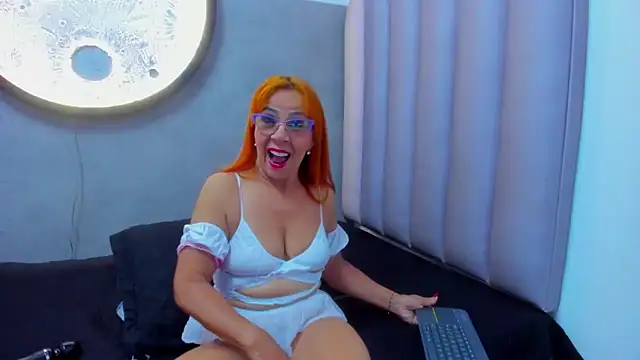 SussanMilf  online show from May 11, 2026, 11:00 am