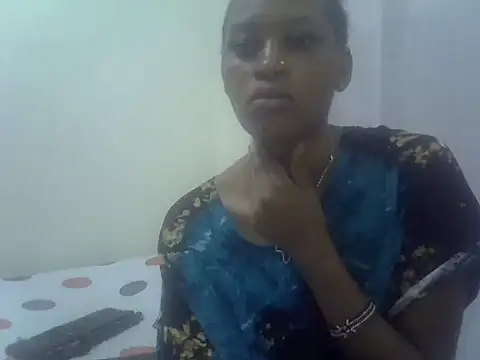 Snapshot of Sweet_Vinkah chatting on November 7, 2025, 12:31 pm Sweet Vinkah online show from November 7, 2025, 12:31 pm
