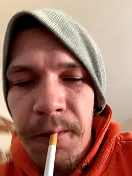 Snapshot of YoungDick25 chatting on September 12, 2025, 6:24 am YoungDick25 online show from September 12, 2025, 6:24 am