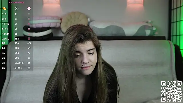 Snapshot of Mary_Shake chatting on May 18, 2026, 10:58 pm Mary Shake online show from May 18, 2026, 10:58 pm