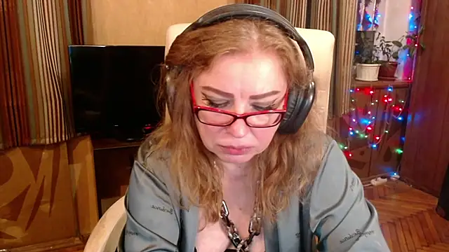 Miss Tress online show from July 4, 2026, 9:41 pm