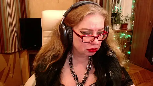 Miss Tress online show from May 20, 2026, 10:29 pm