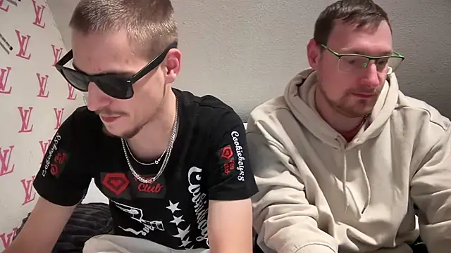 Snapshot of Relsxboy chatting on January 10, 2025, 11:50 pm Relsxboy online show from January 10, 2025, 11:50 pm