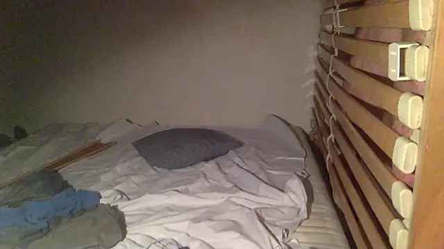 TweakyDude online show from October 31, 2025, 5:42 pm