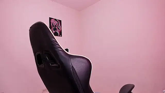 valent 27 online show from February 7, 2026, 7:11 pm