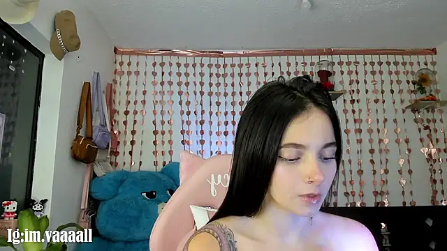 lucyy tay online show from September 10, 2025, 9:58 pm