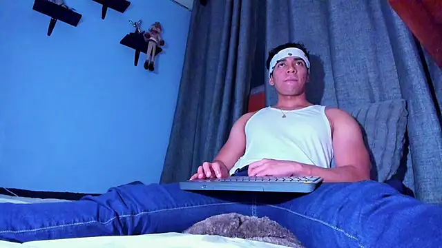 Snapshot of Stefann_salvatoree chatting on January 17, 2025, 6:57 am Stefann salvatoree online show from January 17, 2025, 6:57 am