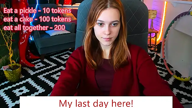 Snapshot of LolaLemona chatting on December 27, 2024, 1:28 pm LolaLemona online show from December 27, 2024, 1:28 pm