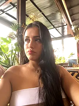 AbbyMillerrr online show from November 5, 2025, 3:37 pm