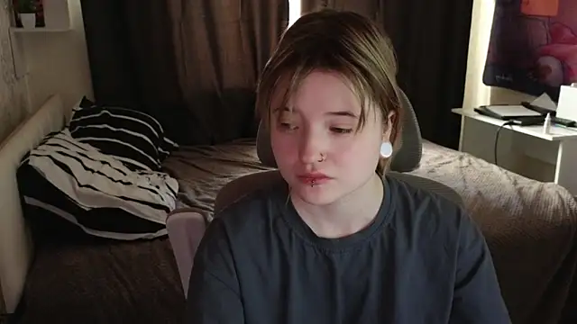 Meowki4k online show from March 10, 2026, 8:29 am