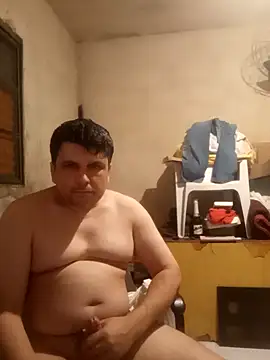 Snapshot of Claudiop2061 chatting on November 19, 2025, 12:21 am Claudiop2061 online show from November 19, 2025, 12:21 am