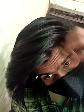 Snapshot of Yasha_14C_Creator chatting on October 7, 2025, 9:32 am Yasha 14C Creator online show from October 7, 2025, 9:32 am