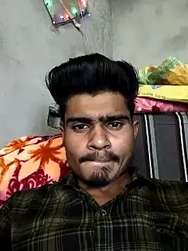 Snapshot of Yasha_14C_Creator chatting on January 4, 2025, 9:21 am Yasha 14C Creator online show from January 4, 2025, 9:21 am