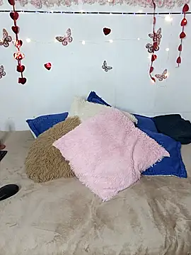 keterinjones--11 online show from February 27, 2026, 11:15 pm