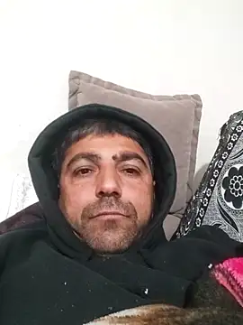 Muratcanik44 online show from February 11, 2026, 8:41 pm