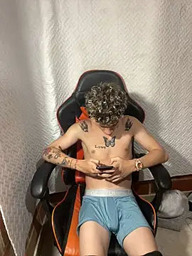 mateodeamjo online show from March 21, 2025, 8:39 am