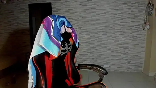 mateodeamjo online show from October 3, 2025, 8:27 am