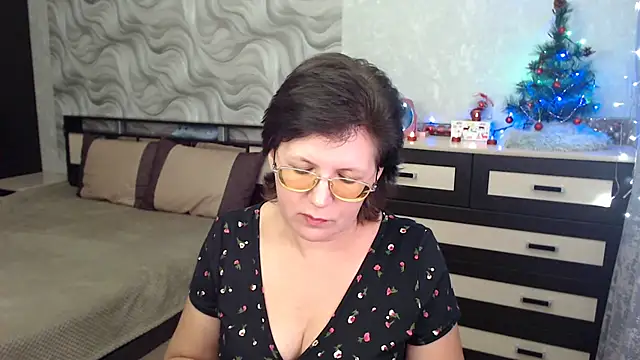 Snapshot of VitaCharm chatting on January 7, 2025, 8:31 pm VitaCharm online show from January 7, 2025, 8:31 pm