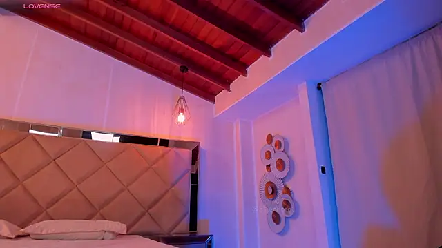 AllyJensen online show from March 4, 2026, 10:34 am