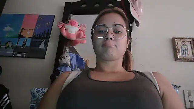 Snapshot of trianabell chatting on February 15, 2026, 6:07 pm trianabell online show from February 15, 2026, 6:07 pm