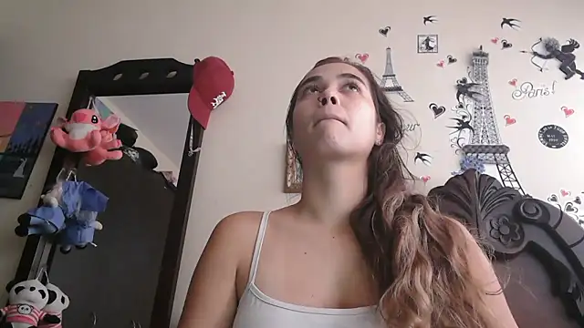 trianabell online show from January 15, 2026, 4:43 pm