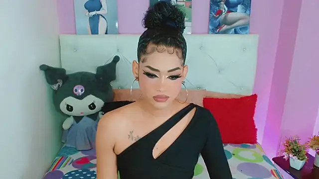 Snapshot of Amanda_bigx chatting on July 7, 2026, 6:47 am Amanda bigx online show from July 7, 2026, 6:47 am
