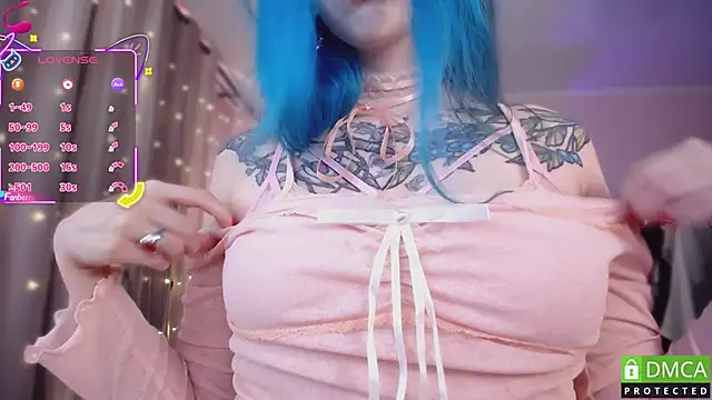 JustMeowGirl online show from November 28, 2025, 5:07 am