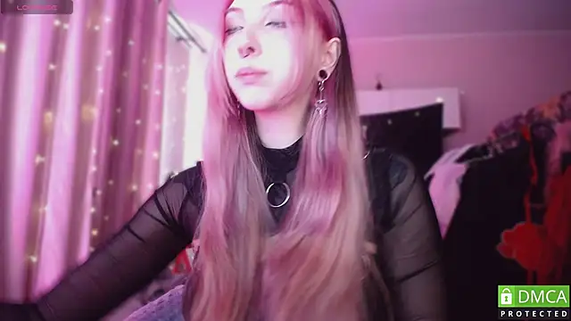 JustMeowGirl online show from May 25, 2026, 5:29 am