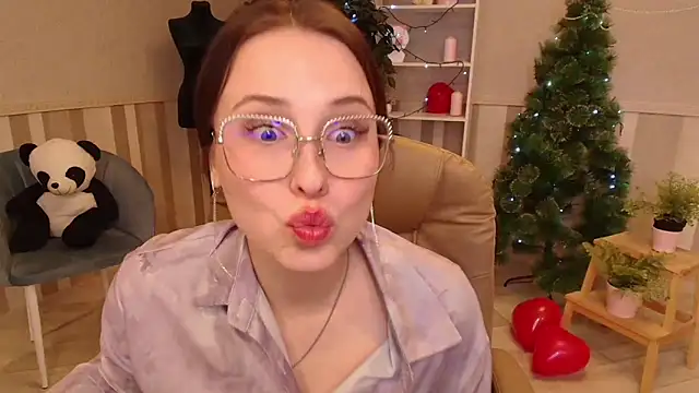 Snapshot of Barbie_Bye chatting on February 11, 2025, 8:20 pm Barbie Bye online show from February 11, 2025, 8:20 pm