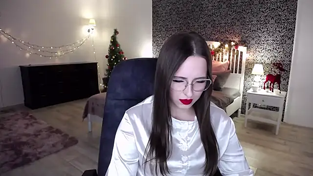 Snapshot of Barbie_Bye chatting on December 15, 2024, 1:02 am Barbie Bye online show from December 15, 2024, 1:02 am