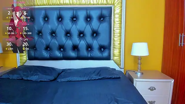 Foxy Assh  online show from October 30, 2025, 4:11 am